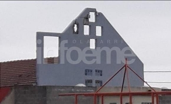 Imagen de la nota: La caída de un rayo provocó daños en una capilla