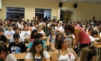 Más de 300 inscriptos en la Facultad de Ingeniería Imagen de la nota: Más de 300 inscriptos en la Facultad de Ingeniería