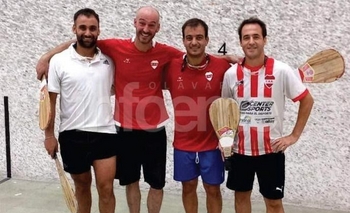 Imagen de la nota: En el trinquete del Parque Guerrero se lucieron los pelotaris juarenses