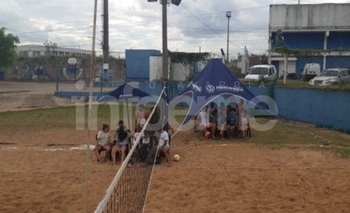 Imagen de la nota: Beach Vóley para el Maxivóley en el Parque Olavarría