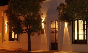 Azul: estudiantes de enfermería denuncian demoras de títulos Imagen de la nota: Azul: estudiantes de enfermería denuncian demoras de títulos