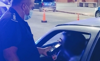 Imagen de la nota: Manejaban alcoholizados y les sacaron la licencia 