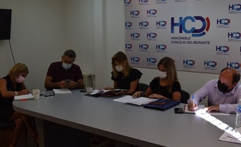 Imagen de la nota: La Comisión Especial escuchó a funcionarios y damnificados