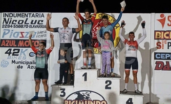 Ciclismo: en el óvalo azuleño, ganaron tres locales Imagen de la nota: Ciclismo: en el óvalo azuleño, ganaron tres locales