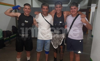 Boxeo: hubo doblete de triunfos en Rauch y Azul Imagen de la nota: Boxeo: hubo doblete de triunfos en Rauch y Azul