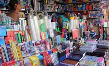 Imagen de la nota: Vuelta a clases 2026: la canasta escolar supera los $75.000 y crecen las promociones