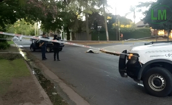 Imagen de la nota: Locura en Ranelagh: un motociclista mató a golpes al conductor de un auto durante una discusión de tránsito