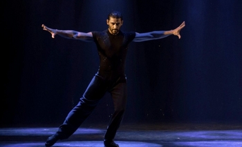 Imagen de la nota: Hernán Piquín vuelve a Olavarría con un espectáculo homenaje a Soda Stereo