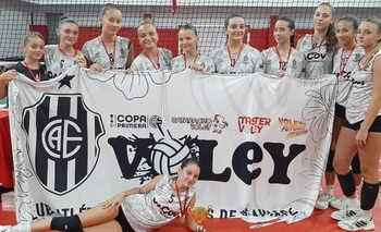 Imagen de la nota: Estudiantes fue subcampeón de la “Copa Glorias”