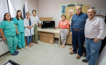 Imagen de la nota: La Cooperadora donó heladeras y televisores al Hospital Municipal