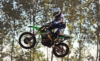 Imagen de la nota: Después de 14 años, el motocross vuelve a pisar Olavarría