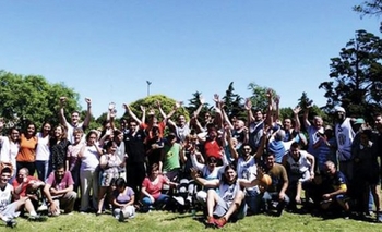Estudiantes solidario entregará alimentos y útiles escolares Imagen de la nota: Estudiantes solidario entregará alimentos y útiles escolares