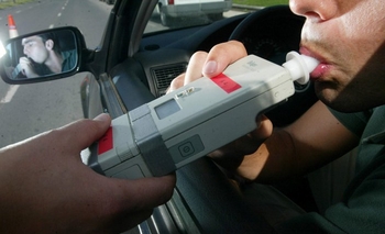 Imagen de la nota: Alcoholemia positiva y licencia retenida, infracciones de domingo