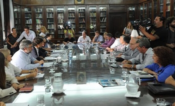 Imagen de la nota: Estatales: otro gremio aceptó la oferta salarial y Provincia cierra la paritaria