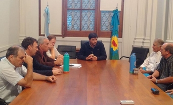 El intendente Galli recibe a tamberos locales Imagen de la nota: El intendente Galli recibe a tamberos locales