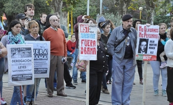 Imagen de la nota: La Izquierda se concentró en el Paseo Jesús Mendía