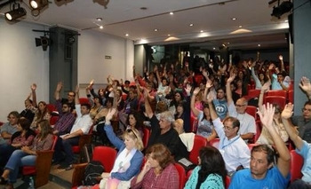 SUTEBA definió el plan de lucha provincial Imagen de la nota: SUTEBA definió el plan de lucha provincial