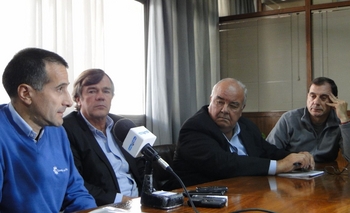 Imagen de la nota: Se presentó el anteproyecto del Parque Eólico