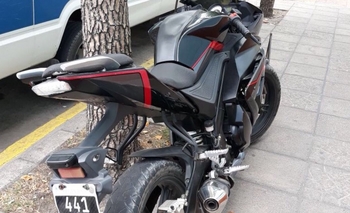 Imagen de la nota: Atraparon a un hombre con una moto robada