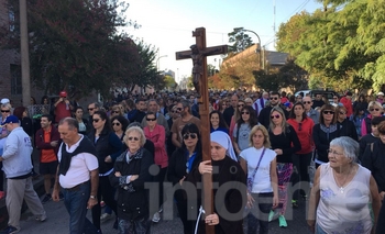 Imagen de la nota: Se realizó la peregrinación a la Virgen de la Loma