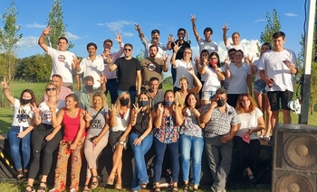 Lousteau llegó a la Séptima para la interna radical Imagen de la nota:  Lousteau llegó a la Séptima para la interna radical