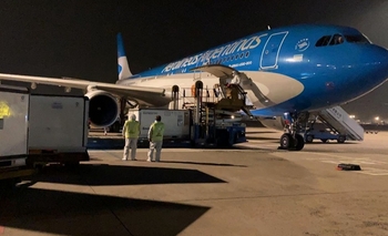 Imagen de la nota: Llega el décimo vuelo de Aerolíneas con más vacunas