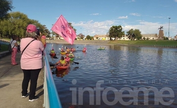 Imagen de la nota: Ola Rosa remó e informó sobre cáncer  de mamas