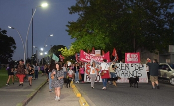 Imagen de la nota: #8M: Se manifestaron más de seis cuadras de mujeres