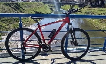 Le robaron la bicicleta y busca recuperarla Imagen de la nota: Le robaron la bicicleta y busca recuperarla