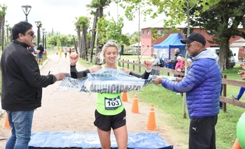 Imagen de la nota: No fueron 10K, fueron 8 y ganaron Redolatti y Urrutia