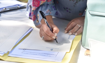 Imagen de la nota: Este jueves 252 familias firmarán la escritura de sus casas