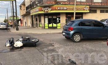 Imagen de la nota: Un hombre hospitalizado tras chocar contra un auto