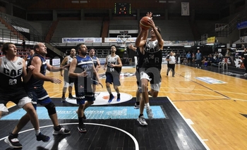 Imagen de la nota: Dos partidos le dieron inicio al Torneo Apertura de Maxiliga