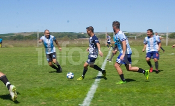 Imagen de la nota: Colonias y Cerro: sólo un equipo con puntaje ideal en categoría Libre