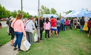 Imagen de la nota: Mercados Bonaerenses se llevará a cabo este martes, con camiones de Desarrollo Agrario