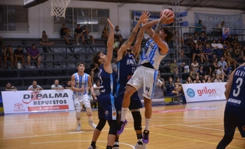 Olavarrienses en Liga Argentina: no alcanzó lo de Tambucci y Risso Imagen de la nota: Olavarrienses en Liga Argentina: no alcanzó lo de Tambucci y Risso