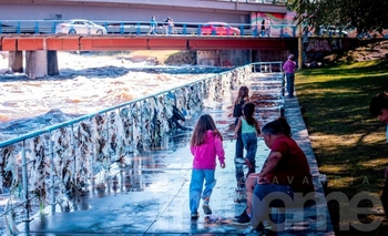 Imagen de la nota: Fotogalería: Así está el Arroyo Tapalqué tras las intensas lluvias