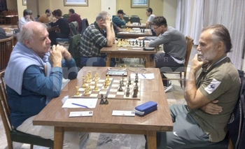 Imagen de la nota: Ajedrez: se jugaron más rondas del Oficial de Tercera