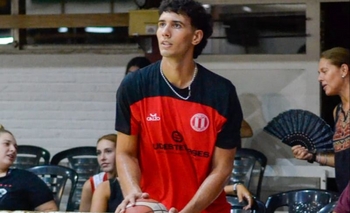 Imagen de la nota: Liga Federal: Fornes fue figura, pero Argentino perdió el clásico