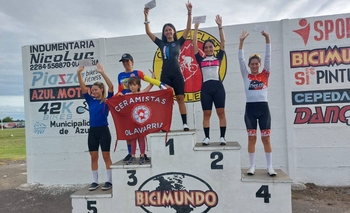Ciclismo: en Azul terminaron los Festivales Nocturnos Imagen de la nota: Ciclismo: en Azul terminaron los Festivales Nocturnos
