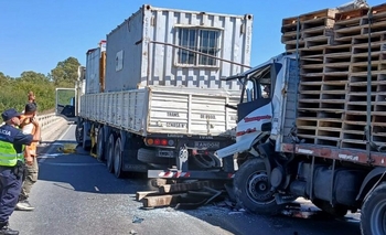 Imagen de la nota: Ruta 205: un camionero olavarriense herido en quíntuple choque