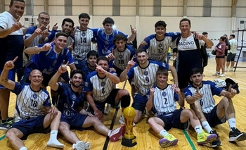 Imagen de la nota: Vóley: Racing gritó campeón en la “Copa Edal”