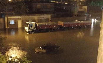 Imagen de la nota: Llovieron más de 150 milímetros y continúa el alerta naranja