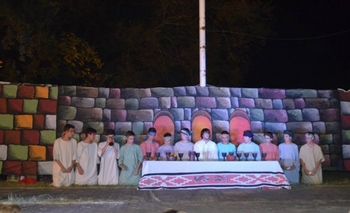 Se realizó el Via Crucis viviente de Rosario Imagen de la nota: Se realizó el Via Crucis viviente de Rosario