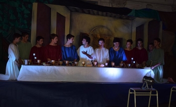 Imagen de la nota: Se realizó el Vía Crucis Solidario en el Paseo Mendía