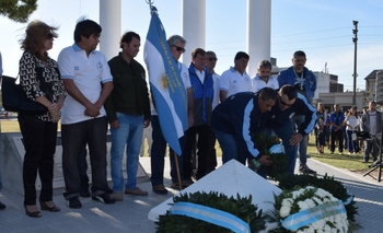 Imagen de la nota: A 33 años de la Gesta de Malvinas se realizó el acto oficial