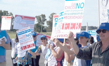 Imagen de la nota: Docentes se manifestarán en las rutas este fin de semana largo