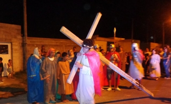 Imagen de la nota: Vía Crucis en el Barrio Luján