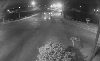 Imagen de la nota: Otra vez un camión se chocó el limitador del Puente Sarmiento