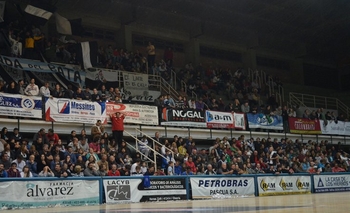 Imagen de la nota: Estudiantes se despidió de pie